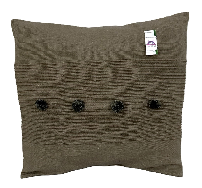 Potah na polštářek Khaki s bambulkami č. 2